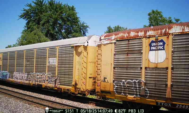 Train in Vincennes